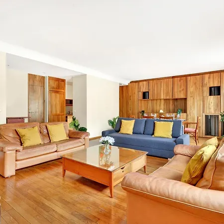 Quartier Arc De Triomphe 2 Bedroom With Netflix Apartment Paris