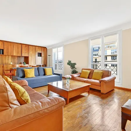 Apartment Quartier Arc De Triomphe 2 Bedroom With Netflix Paris
