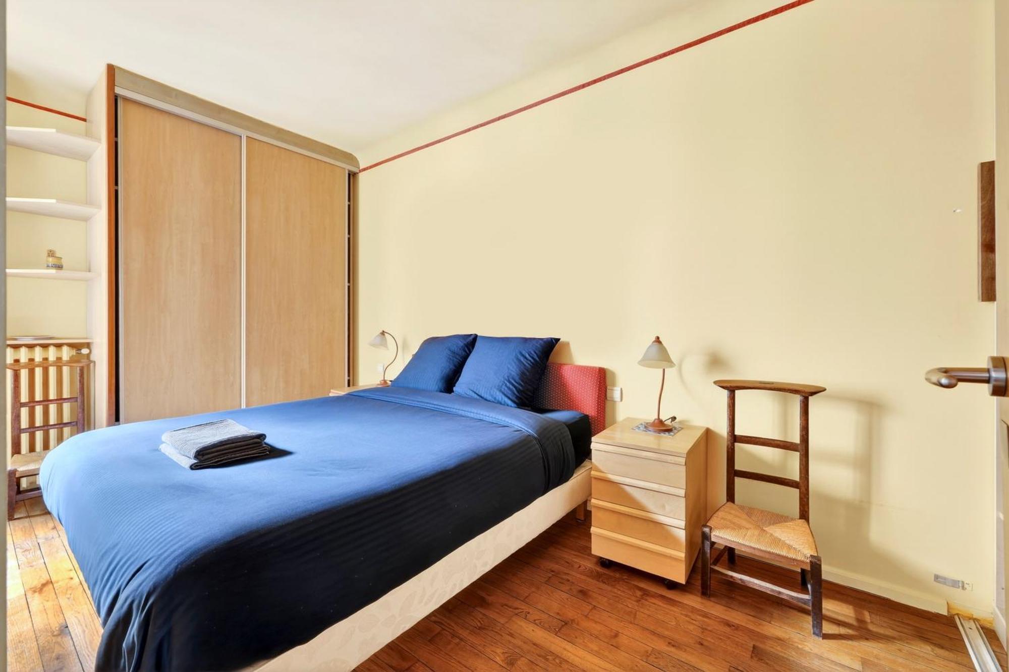 Apartment Quartier Arc De Triomphe 2 Bedroom With Netflix *
